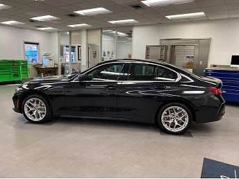 2025 BMW 3 Series 330i xDrive 