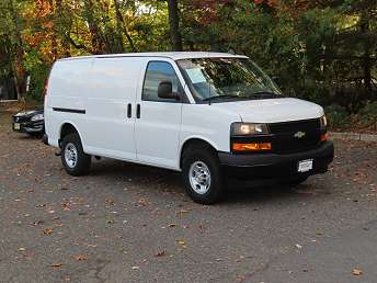 2022 Chevrolet Express 2500 