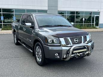 2013 Nissan Titan SL 