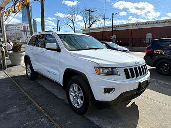 2016 Jeep Grand Cherokee Laredo 