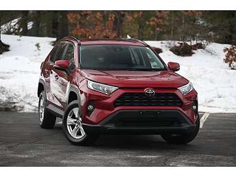 2020 Toyota RAV4 XLE 