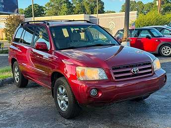 Red 2005 Toyota Highlander SUV