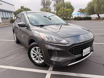 2020 Ford Escape SE 