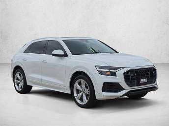 2022 Audi Q8 Premium Plus 