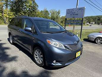 2017 Toyota Sienna XLE 