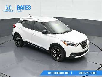 2020 Nissan Kicks SR 