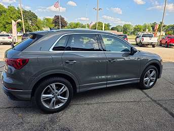 2020 Audi Q3 Premium 