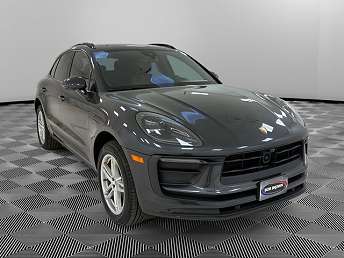 2023 Porsche Macan  