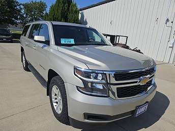 2017 Chevrolet Suburban LT 