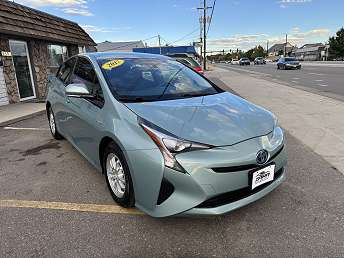 2017 Toyota Prius Two 