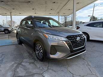 2021 Nissan Kicks SV 