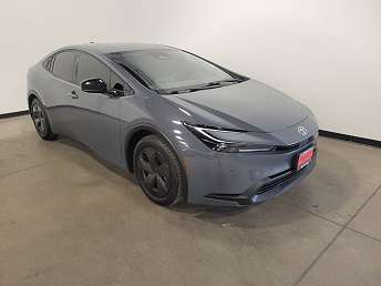 2024 Toyota Prius LE 
