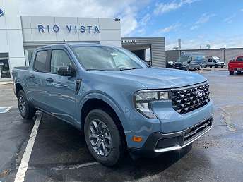 2025 Ford Maverick XLT 