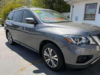 2018 Nissan Pathfinder S 