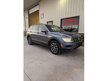 2019 Volkswagen Tiguan SE 