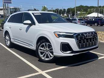 2025 Audi Q7 Premium Plus 