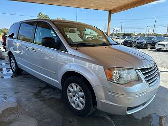 Used 2009 Chrysler Town & Country LX for Sale Near Me - CARFAX