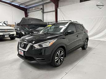 2020 Nissan Kicks SV 
