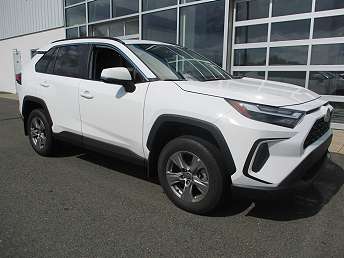 2024 Toyota RAV4 XLE 