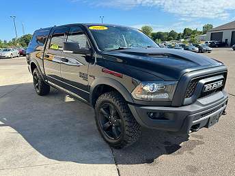 2020 Ram 1500 SLT 