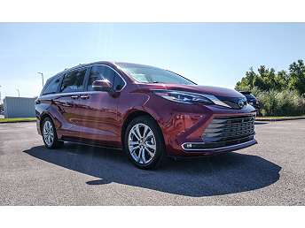 2023 Toyota Sienna Platinum 