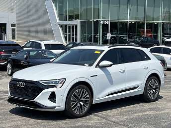 2024 Audi Q8 e-tron Premium Plus 