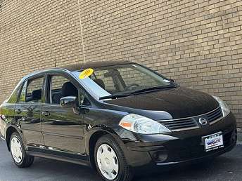 2009 Black Nissan Versa Sedan