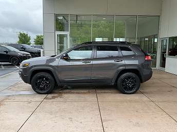 2022 Jeep Cherokee Trailhawk 