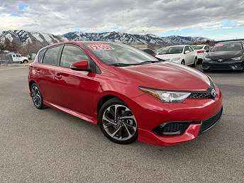 Red Toyota Corolla iM Hatchback 2017