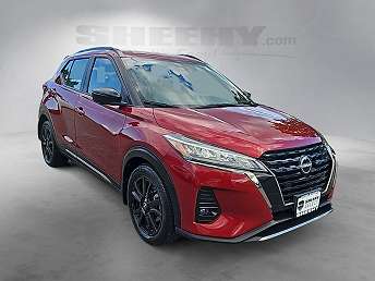 2022 Nissan Kicks SR 