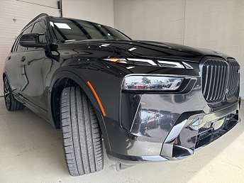 2024 BMW X7 M60i 