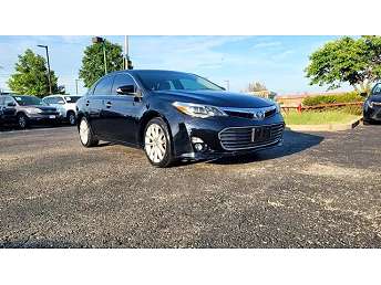 Black Toyota Avalon Sedan 2014