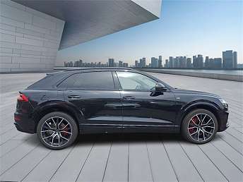 2023 Audi Q8 Premium Plus 