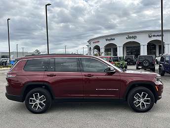 Red Jeep Grand Cherokee L SUV 2025