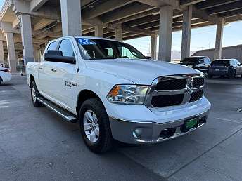 2017 Ram 1500 SLT 