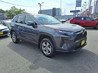 2023 Toyota RAV4 XLE 
