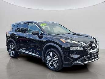 2022 Nissan Rogue SL 