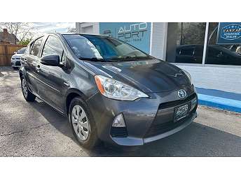 2013 Toyota Prius c Three 