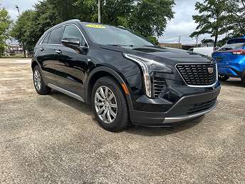 2023 Cadillac XT4 Premium Luxury 