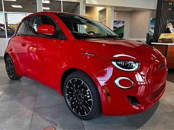2024 Fiat 500e INSPI(RED) 