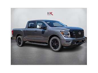 2024 Nissan Titan SV 