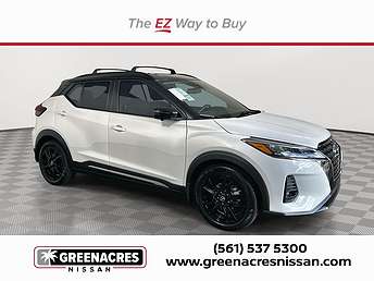 Used Nissan Kicks for Sale Near Me - CARFAX display picture 2