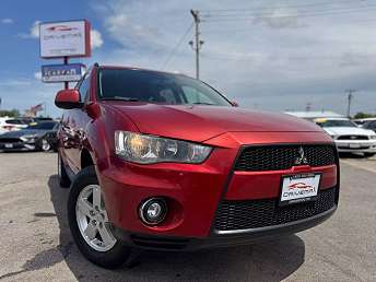 2010 Mitsubishi Outlander ES 