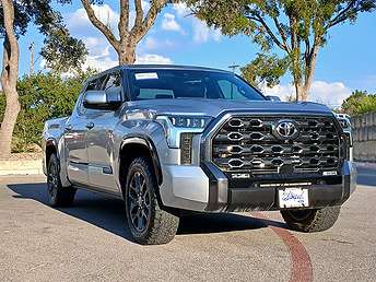 2023 Toyota Tundra Platinum 