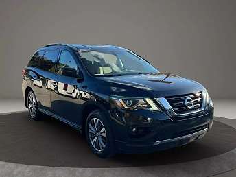 2017 Nissan Pathfinder S 