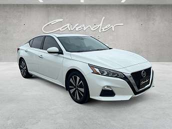 2021 Nissan Altima SV 