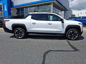 2026 Chevrolet Silverado EV LT 