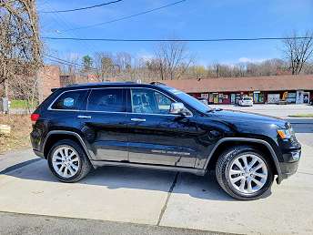 2017 Jeep Grand Cherokee Limited Edition 