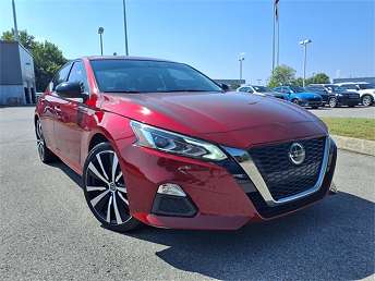 2020 Nissan Altima SR 