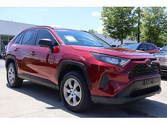 2020 Toyota RAV4 LE 